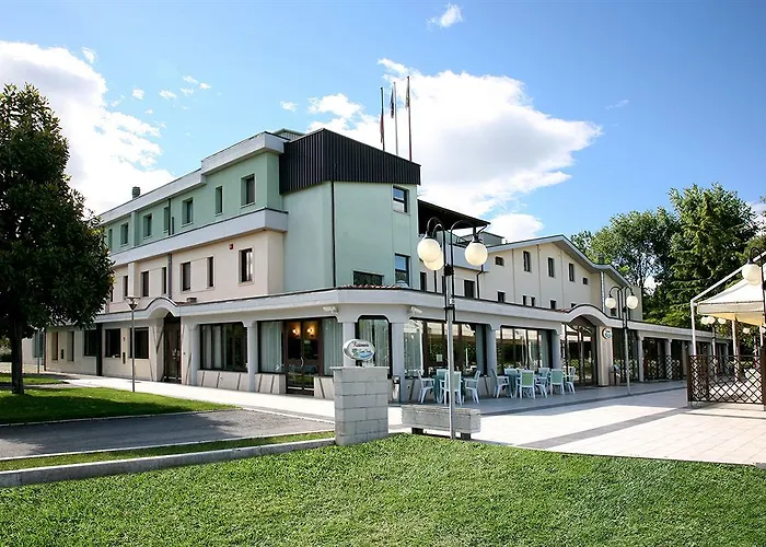 Lago Verde Hotel Corropoli photo