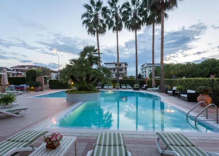 Residence Torre Del Mar Alba Adriatica photo